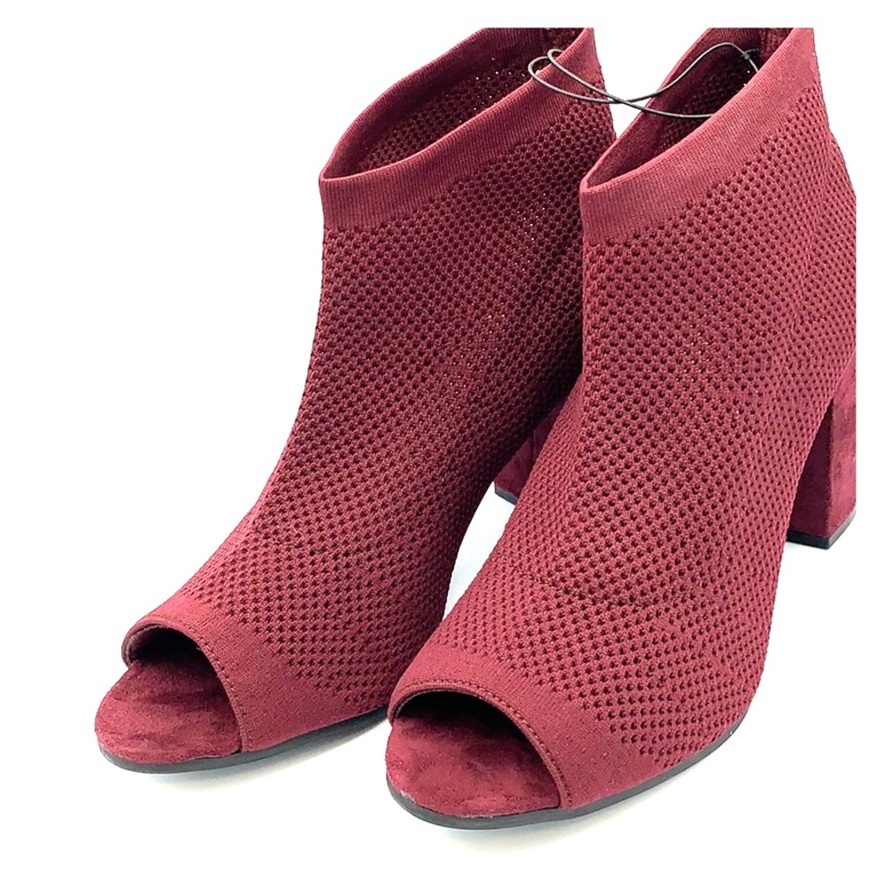 Seven Dials Open Toe Sandal